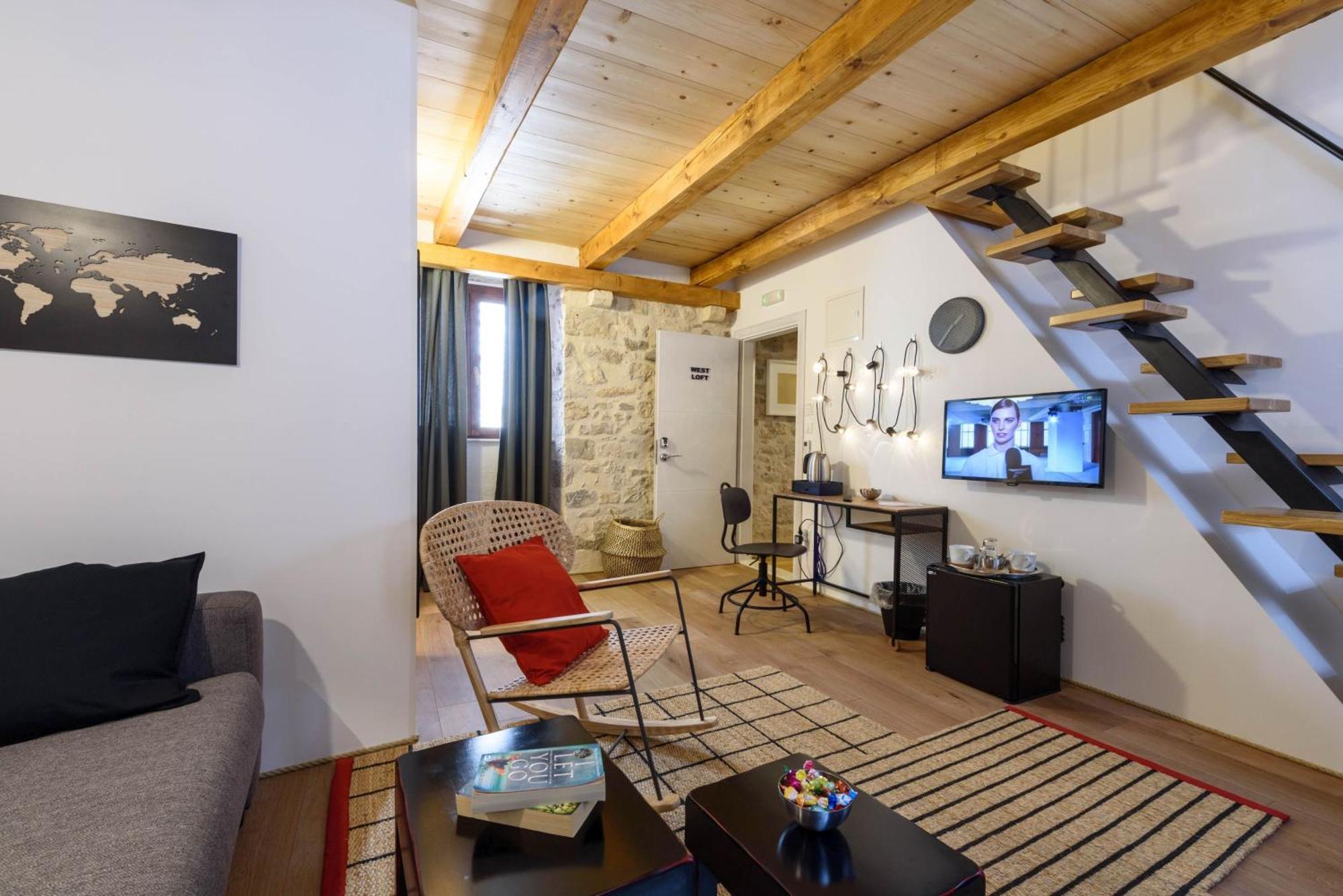 Apartments & Rooms Tiramola - Old Town โตรกีร์ ห้อง รูปภาพ