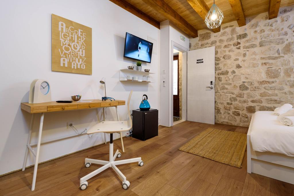 Apartments & Rooms Tiramola - Old Town โตรกีร์ ภายนอก รูปภาพ