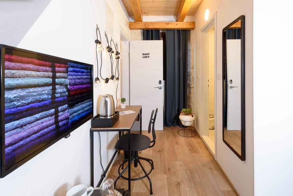 Apartments & Rooms Tiramola - Old Town โตรกีร์ ภายนอก รูปภาพ